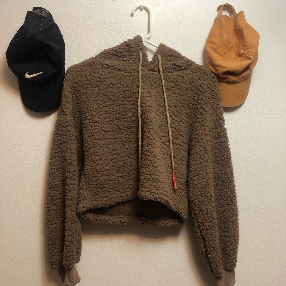 Crop top sweater